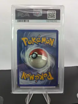 1999 POKEMON FOSSIL #7 HITMONLEE-HOLO PSA 8 - Image 2