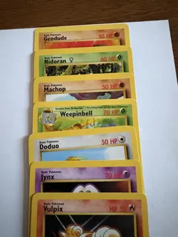 100+ Vintage Pokemon Card lot, includes Trainer and Energy Cards - Image 5