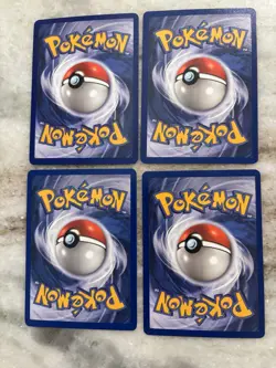 Bulbasaur 44/102 Pokemon Base Set WOTC Vintage 8 Card Lot - Image 4