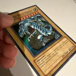 Yugioh! HP Blue-Eyes White Dragon - DB1-EN098 - Ultra Rare Unlimited Edition HP - Image 2