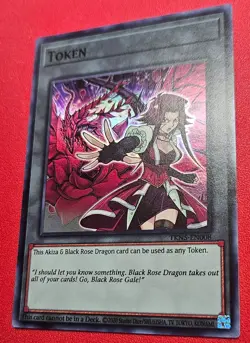 1x Yu-Gi-Oh! Akiza & Black Rose Dragon Token - TKN5-EN008 - Super Rare - NM - Image 1