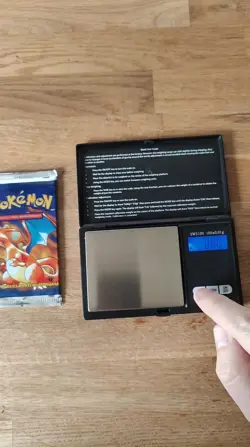 Pokemon Base Set First Edition Booster Pack Spanish Charizard Artwork 21.04g NEW - Image 2