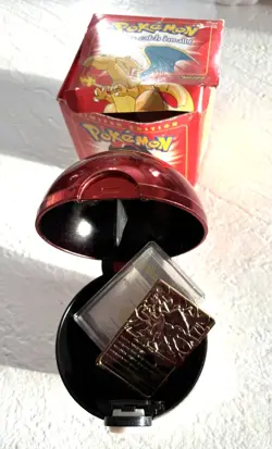1999 Pokemon Burger King Charizard 23K Gold Plated Trading Card with Certificate - Image 2