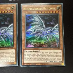YUGIOH BLUE EYES ALTERNATIVE WHITE DRAGON ULTRA RARE LDS2-EN008 1ST ED X2 - Image 3