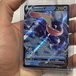 Greninja V 073/264 Ultra Rare Holofoil SWSH08: Fusion Strike NM/MT Pokemon Card - Image 1