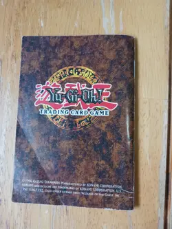 Yu-Gi-Oh! Trading Card Game TCG Official Rulebook KONAMI YuGiOh 2002 Yugi Deck - Image 2