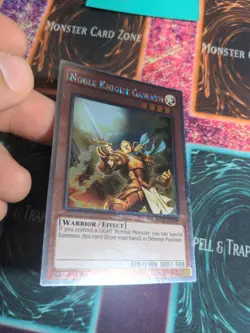 Yu-Gi-Oh! Noble Knight Gawayn NKRT-EN004 Limited Platinum Rare NM/LP - Image 3