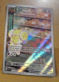 POKEMON FRANCAISE CARD HOLO CARTE Patachiot 213/198 FR MINT 2023 - Image 1