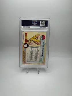 PSA 8 Topps Chrome Moltres #146 Pokemon 2000 T.V Italian - Image 2