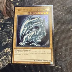 Yugioh Blue-Eyes White Dragon OP28-EN001 Ultimate Rare NM - Image 1