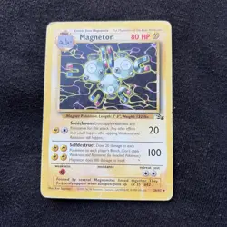 Magneton 26/62 Fossil Non Holo Rare WOTC Pokemon Card MP COMBINED POSTAGE - Image 1