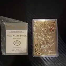 Pokemon Special Edition 23 Karat Gold Plated Mewtwo #150 Card w/ Poke Ball Case - Image 1