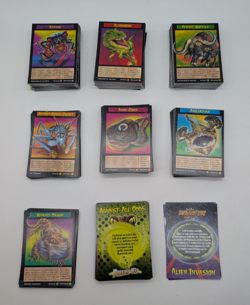 Lot of Weird n' Wild Creatures Knowledge & Trading Cards w/ Original Boxes Cases - Image 3