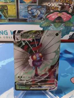 Butterfree VMAX 002/189 Ultra Rare Pokemon TCG Darkness Ablaze NM - Image 1
