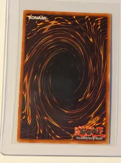 Konami Trading Card Yu-Gi-Oh! Cosmo Queen Near Mint '96 YC1 - Image 2