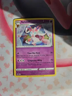Sylveon SWSH211 SWSH: Sword & Shield Promo Cards Holo - Image 1
