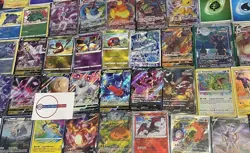 Lotto 40 CARTE Pokemon CON 2 V o EX GARANTITE - o VMAX - RARE BRILLANTI - Image 1