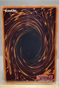 Yu-Gi-Oh! Alpha the Magnet Warrior DOR-001 Prismatic Secret Rare Unlimited - Image 2