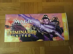 Magic: The Gathering Dominaria United Bundle Box Set with 8 Boosters and more 195166127897 - Image 2