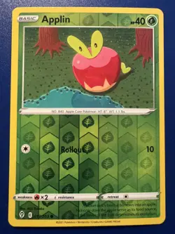 Pokemon Evolving Skies - Applin 017/203 Reverse Holo - Image 1