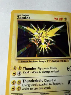Pokemon TCG Zapdos Base Set Holo Unlimited Rare Card 16/102 - Image 3