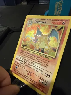 Pokemon Charizard Base Set 4/102 - Image 4
