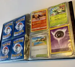 Pokemon 1999 Official Trading Card Game Nintendo Vintage Binder W/56 Cards - Image 5