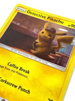 Detective Pikachu - SM190 - Promo Card Holo Pokemon Card (holo-foil) - NM/Mint - Image 3
