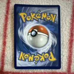 The Pokemon Company Alolan Vulpix Sm-Ultra Prism 30/156 60 HP Reverse Holo - Image 2