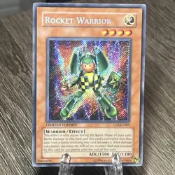 Rocket Warrior – CT2-EN005 – Limited Edition – Secret Rare – Yu-Gi-Oh! - Image 2