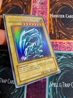 Yu-Gi-Oh! TCG Blue-Eyes White Dragon SDK-001 Ultra Rare Unlimited LP a1/ - Image 2