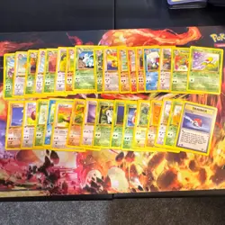 Pokemon 1st Edition Jungle common and uncommon 32 card lot cards 33-64 - Image 1