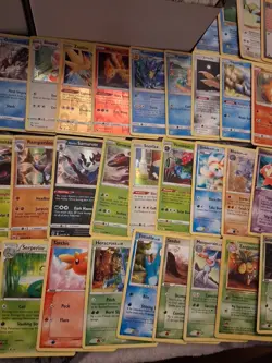 Pokemon TCG 850 Bulk Card Lot - Vintage, C/UC, Rare, Holos, etc 1999-2022 -lot4 - Image 3