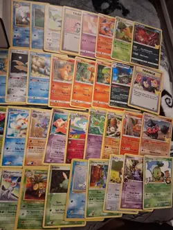 Pokemon TCG 850 Bulk Card Lot - Vintage, C/UC, Rare, Holos, etc 1999-2022 -lot4 - Image 4