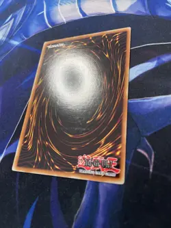 Yugioh! Hero Medal STON-EN050 Ultimate Rare 1st Edition NM - Image 3