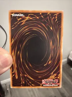 YUGIOH Blue-Eyes White Dragon OP28-EN001 Ultimate Rare LP - Image 2