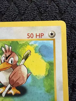 1999 Pokemon TCG Base Set Farfetch'd Card #27/102 1st Edition Shadowless - Image 3