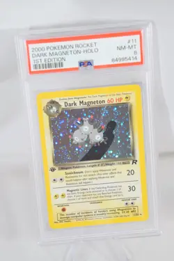 2000 POKEMON TEAM ROCKET 1ST EDITION #11/82 DARK MAGNETON HOLO PSA 8 - Image 1