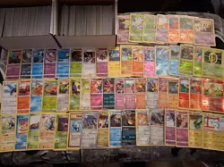 Pokemon TCG 850 Bulk Card Lot - Vintage, C/UC, Rare, Holos, etc 1999-2024 -lot11 - Image 1