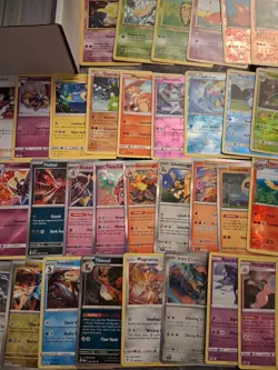 Pokemon TCG 850 Bulk Card Lot - Vintage, C/UC, Rare, Holos, etc 1999-2024 -lot11 - Image 3