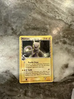 Pokemon TCG 2006 Delta Species Non-Holo Card #24 Mewtwo HP/DMG - Image 1