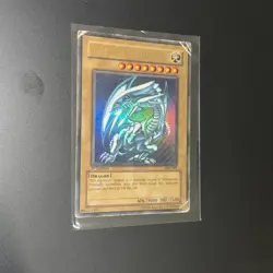 2002 YuGiOh SDK-001 1st Edition Blue-Eyes White Dragon Ultra Rare English Holo - Image 1