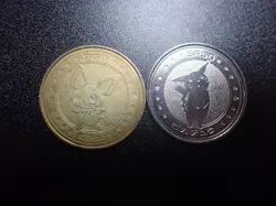 Pokemon Card Meiji Promo Metal Battle Coin Silver x2 Pikachu & Gold Pichu #6312 - Image 1