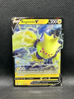Regieleki V SWSH280 PROMO BLACK STAR HOLO Pokemon Sword & Shield English Foil - Image 3