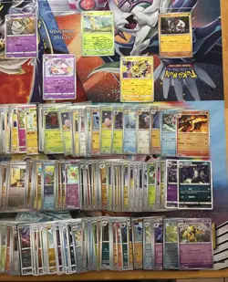 Pokemon Card Lot Pokeball Masterball Holo 237 Cards Umbreon Leafeon Sylveon - Image 3