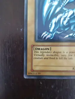 Yugioh Blue-Eyes White Dragon SDK-001 Ultra Rare Foil - Image 5