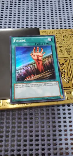 Yugioh! Fissure LCYW-EN055 1st edition Super Rare NM - Image 2