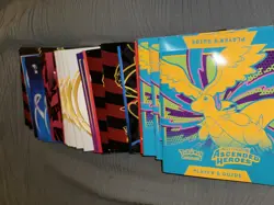 LARGE LOT of 35 Pokemon TCG Player's Guide Elite Trainer Box (ETB) Booklets 🔥 - Image 1