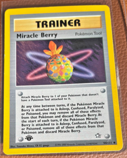 POKEMON NEO GENESIS 1ST EDITION MIRACLE BERRY 94/111 CARD - Image 1
