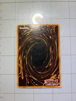 Konami Yu-Gi-Oh! Insect Queen CT1-EN005 Secret Rare Holo 2004 Tin - Image 2